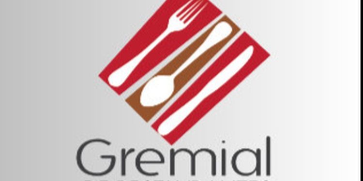 Dueños de restaurantes en desacuerdo por Estado de Prevención