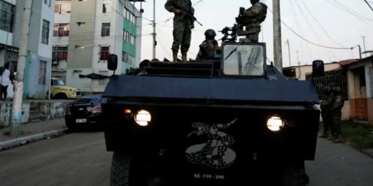 Ecuador declara estado de excepción en seis provincias