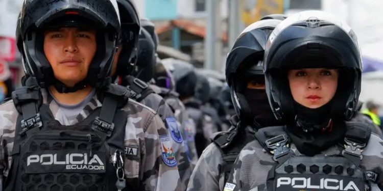 Ecuador: detienen a jueces y políticos por nexos con narco