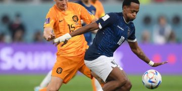 Ecuador empata 1-1 con Paí­ses Bajos en su segundo partido del Mundial