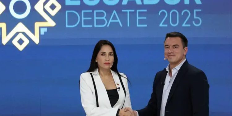 Ecuador: Noboa y González en acalorado debate presidencial