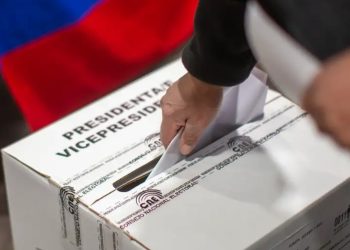 Ecuador: UE y OEA descartan fraude ante denuncias de Noboa