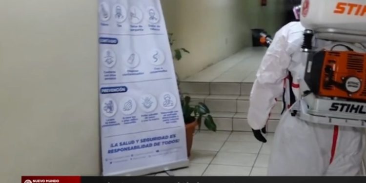 Edificios del Congreso de la República son desinfectados