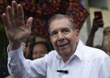 Edmundo González, líder opositor venezolano, llega a Guatemala en busca de apoyo internacional