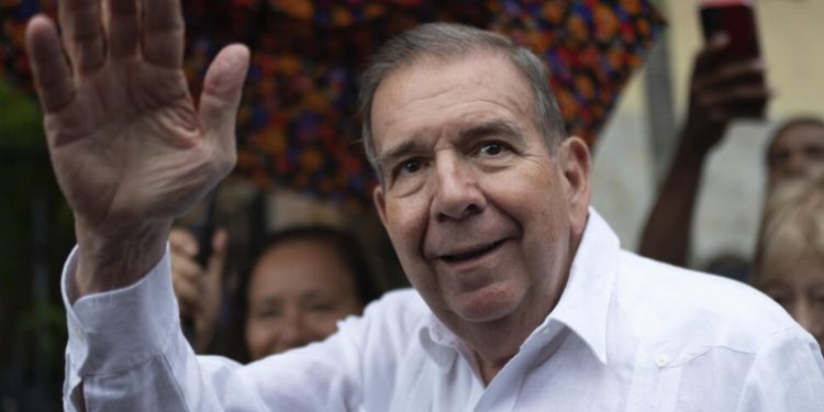 Edmundo González, líder opositor venezolano, llega a Guatemala en busca de apoyo internacional