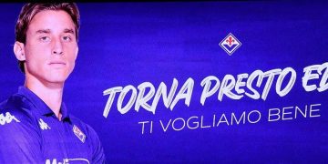 Edoardo Bove, futbolista de la Fiorentina, sale del hospital tras serle implantado un desfibrilador extraíble