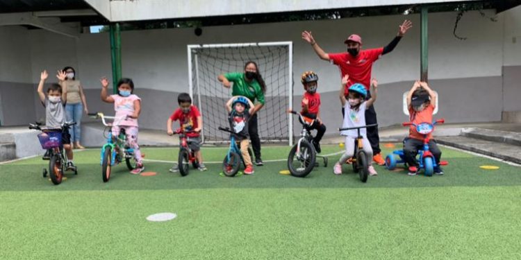 Educando y ejercitando niños a través del juego con Kids Dynamic Sports