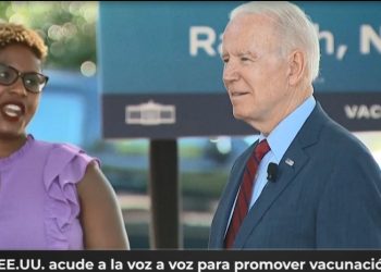 EE.UU acude a la voz a voz para promover vacunación