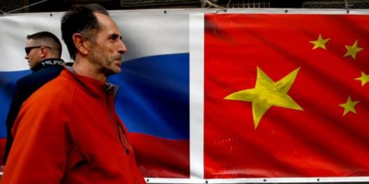 EE.UU. advierte a China sobre consecuencias si ayuda a Rusia