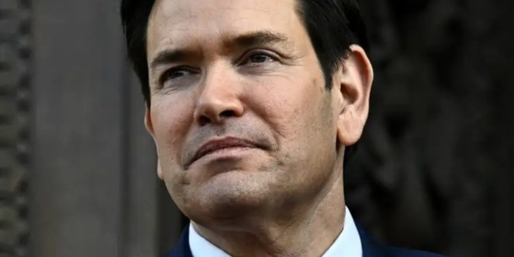 EE.UU. amenaza retirar su mediación entre Ucrania y Rusia