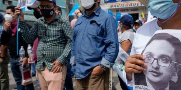 EE.UU. apoya al destituido fiscal anticorrupción de Guatemala