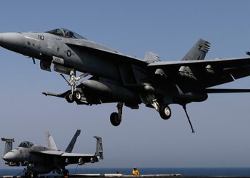 EE.UU. bombardea en Irak y Siria apoyados por Irán