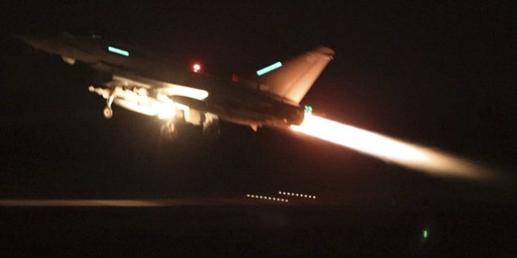 EE.UU. bombardea Yemen por segunda noche consecutiva