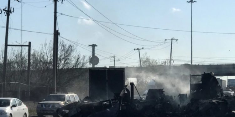 EE. UU. cierra consulado en Nuevo Laredo, México, por violencia