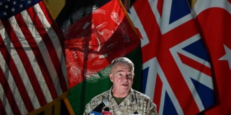 EE.UU. continuará brindando apoyo aéreo en lucha contra talibanes