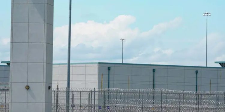 EE.UU. deporta a México a Osiel Cárdenas, excapo de los Zeta