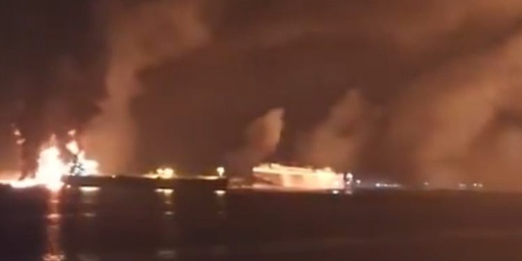 EE.UU. destruye un puerto de Yemen