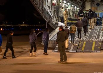 EE.UU. negocia con El Salvador recepción de migrantes: CBS