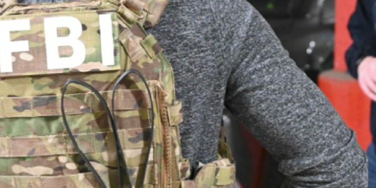 EE.UU. procesa a cuatro guatemaltecos por tráfico de 20 mil migrantes