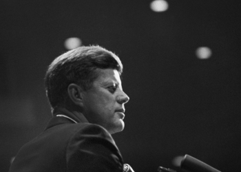 EE.UU. publicará 80.000 páginas de archivos clasificados sobre el asesinato de John F. Kennedy