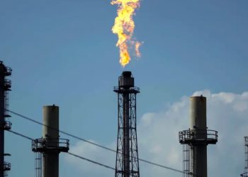 EE.UU. revierte licencias para exportar petróleo venezolano