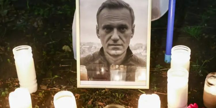 EE.UU. sanciona a funcionarios rusos por muerte de Navalny