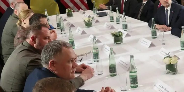 EE.UU., Surcorea y Japón buscan 'desnuclearizar' Norcorea