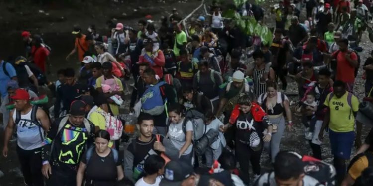EE.UU. y Panamá acuerdan cerrar paso y repatriar a migrantes