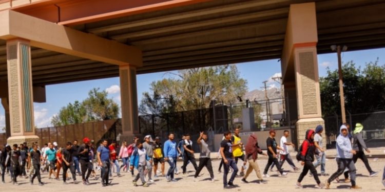 EEUU: Aumentan los cruces fronterizos de inmigrantes de Venezuela, Cuba y Nicaragua