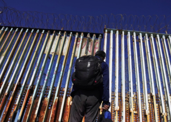 EEUU cubrirá costo de operar centros de procesamiento para migrantes en la región