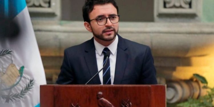 Ejecutivo rechaza acusación contra el presidente Alejandro Giammattei