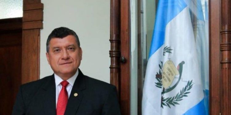 Ejecutivo sin definir mecanismo para designar magistrados