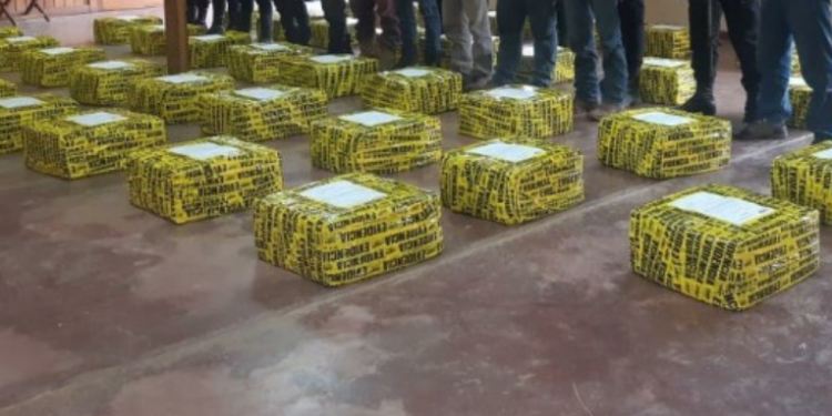Ejército de Guatemala ha logrado incautar paquetes de cocaí­na en un gran porcentaje.