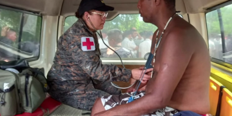 Ejercito instala puesto de socorro para atender a migrantes ilegales