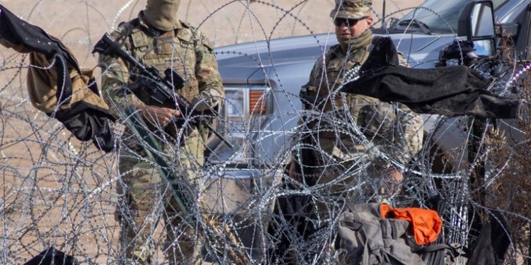 Ejército mexicano ultima a 12 civiles armados cerca de la frontera con EE.UU.