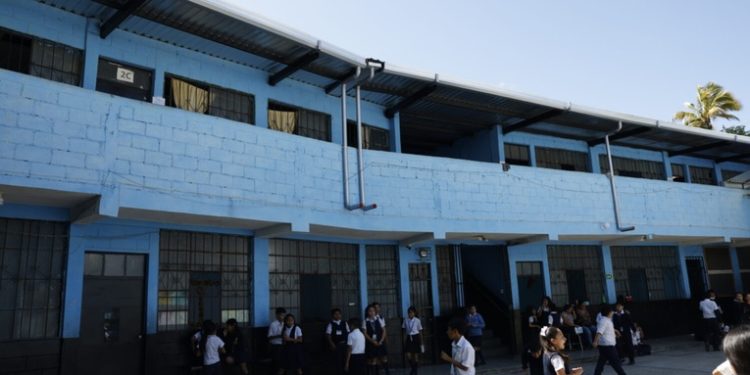 El 97% de las escuelas públicas ya opera con normalidad