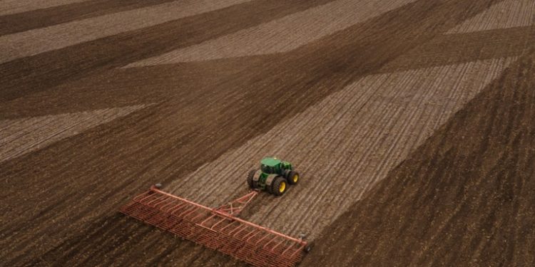 El acuerdo de libre comercio entre la UE y Ucrania, en peligro