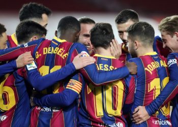El Barca busca el liderato ante el Granada