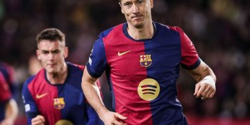 El Barça doma al Brest y encarrila su clasificación en la Champions a lomos del centenario Lewandowski