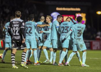 El Barça esquiva el precipicio y despierta del sueño copero a Unionistas