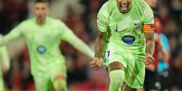 El Barça se oxigena en Son Moix con una goleada