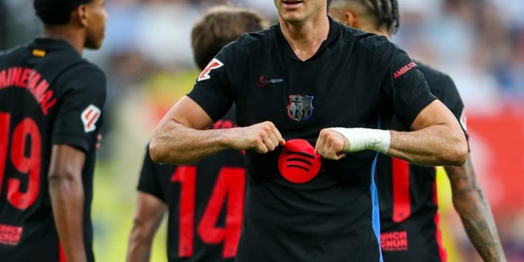 El Barcelona arrolla al Villarreal y sigue su pleno de victorias en liga