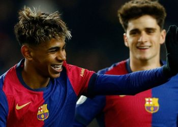 El Barcelona, de 'manita' en 'manita', se exhibe ante el Betis en Copa del Rey