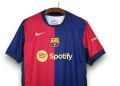 El Barcelona presenta su nueva 'piel', con homenaje incluido a la primera camiseta de su historia