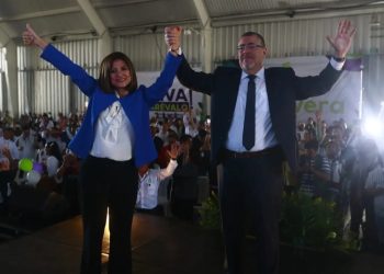 El binomio presidencial del Movimiento Semilla realizó su última gira departamental