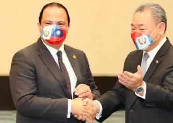El canciller de Guatemala en Taipei: