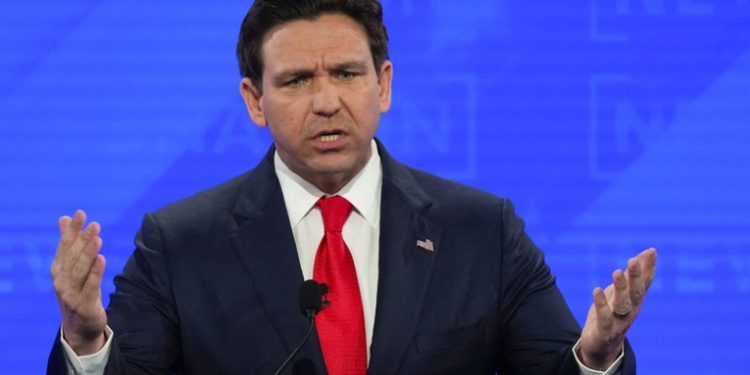 El candidato Ron DeSantis insiste en que EE.UU. prevenga e impida un siglo chino