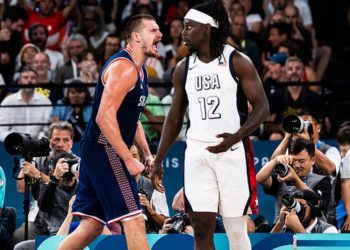 El 'chef' Curry cocina la quinta final consecutiva para Estados Unidos ante una espectacular Serbia