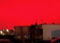 El cielo se tiñe de rojo en una ciudad de China causando pánico entre los residentes