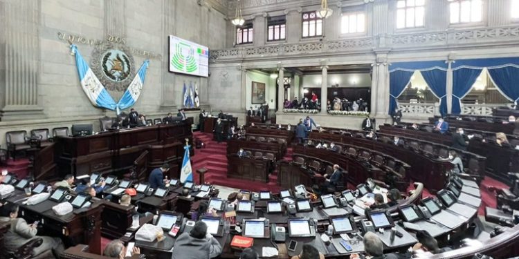 El Congreso discutirá 4 préstamos por 670 millones de dólares después de las elecciones